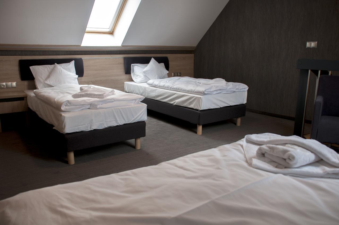 Hotel Jakuszyce Sport & Spa ชกลาร์สกา ปอเรมบา ภายนอก รูปภาพ