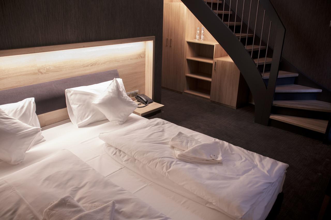 Hotel Jakuszyce Sport & Spa ชกลาร์สกา ปอเรมบา ภายนอก รูปภาพ