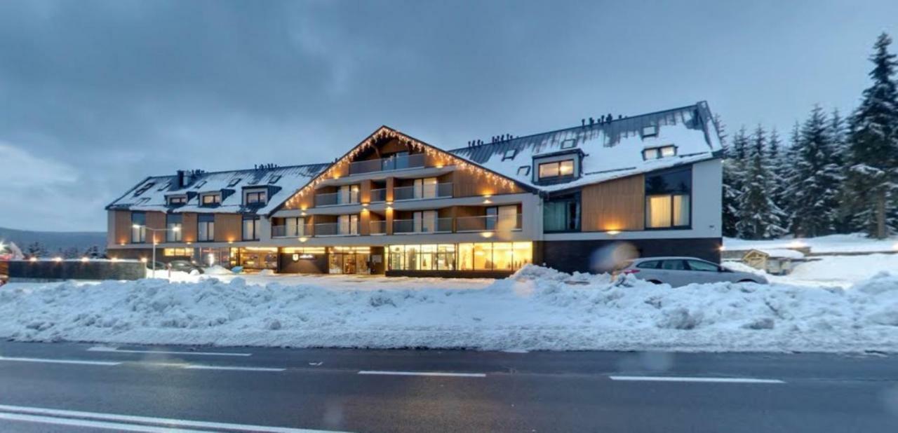 Hotel Jakuszyce Sport & Spa ชกลาร์สกา ปอเรมบา ภายนอก รูปภาพ